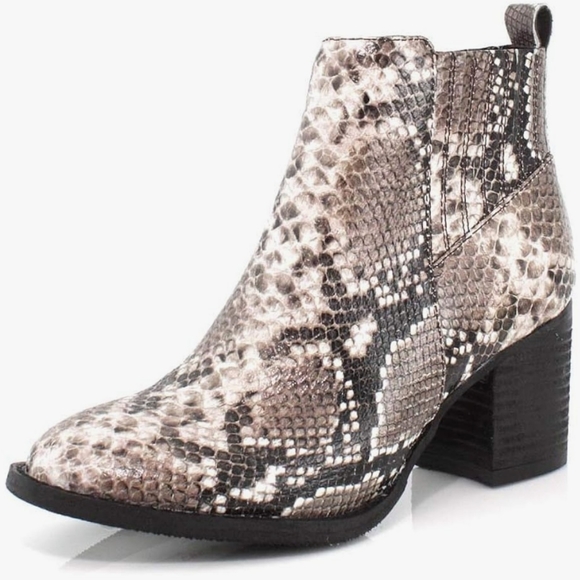 Blondo Noa Waterproof Brown Snakeskin Print Side Zip Block Heel Ankle Bootie - Picture 7 of 10